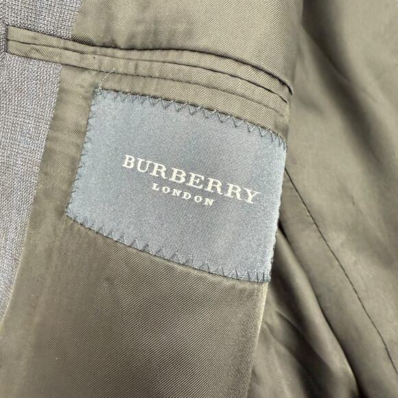 Burberry Bond Street Wool Blazer Navy Lined Two Button Closure Size 40R - Picture 8 of 9